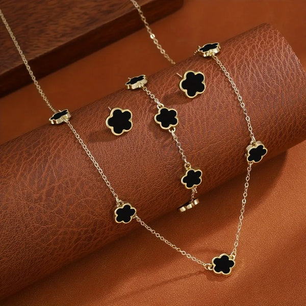 Elegant Clover Jewelry Set